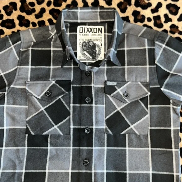 Dixxon Flannel Company, The Dark Horse always against the odds Women’s small - Picture 2 of 3